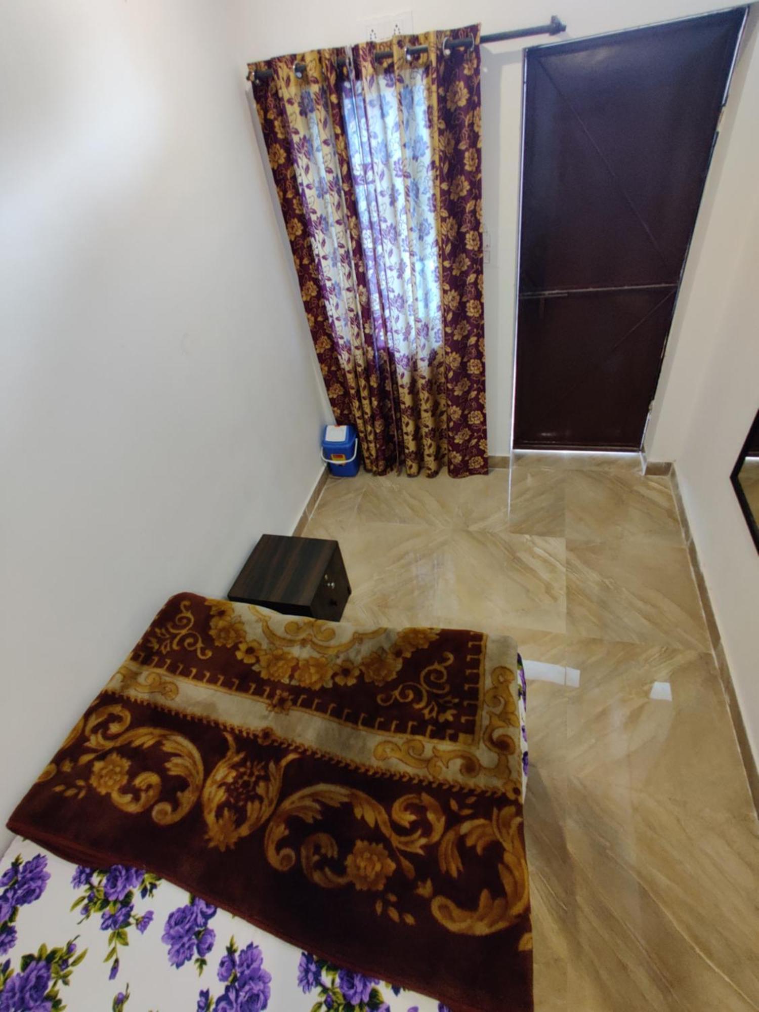 Varah Square Guest House Pushkar Zimmer foto