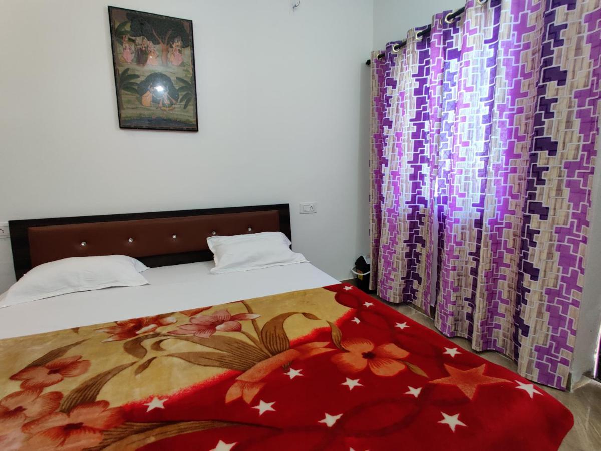 Varah Square Guest House Pushkar Exterior foto